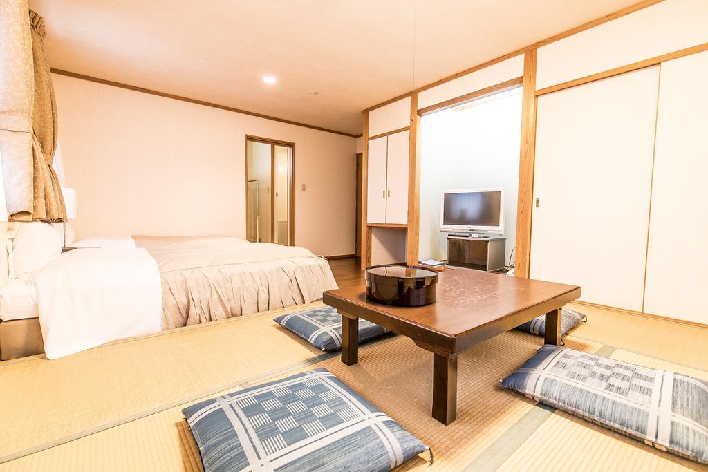 Petit Hotel Enchante Hakuba Ngoại thất bức ảnh