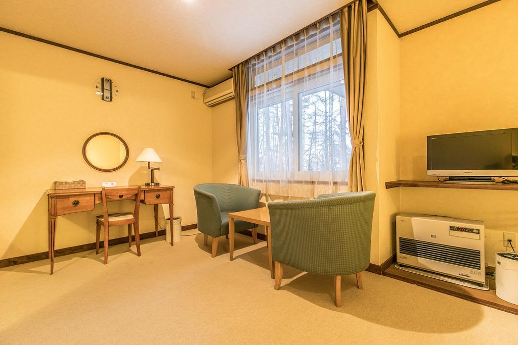 Petit Hotel Enchante Hakuba Ngoại thất bức ảnh
