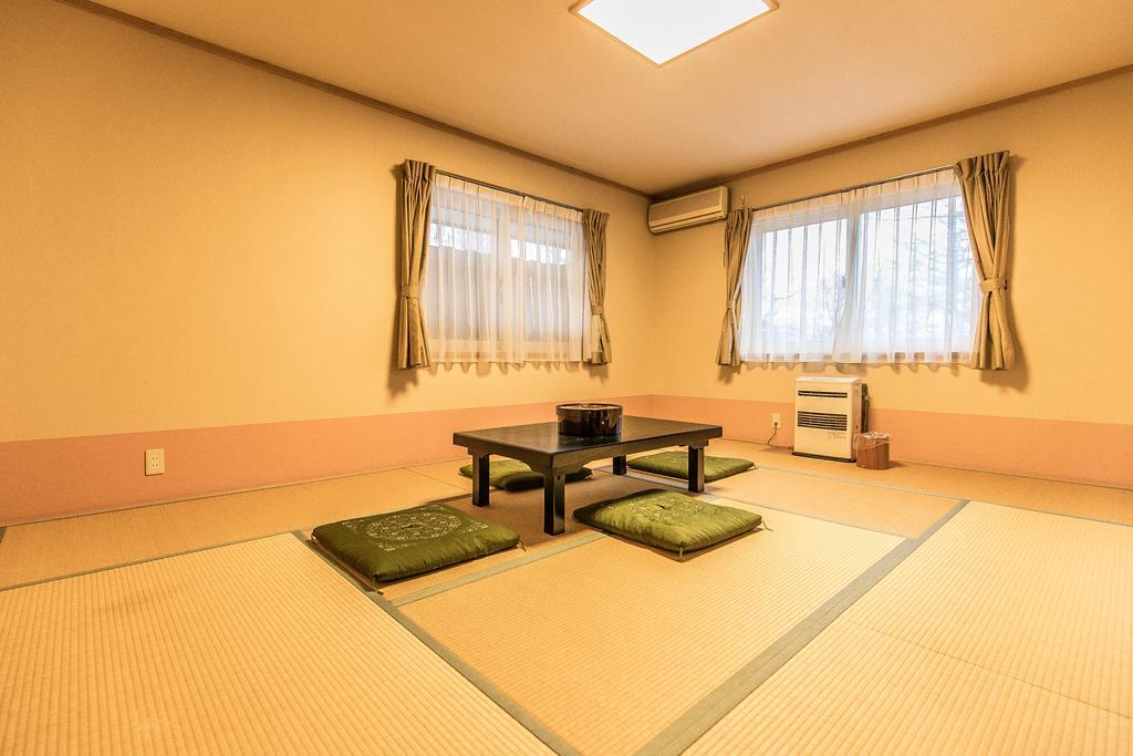 Petit Hotel Enchante Hakuba Ngoại thất bức ảnh