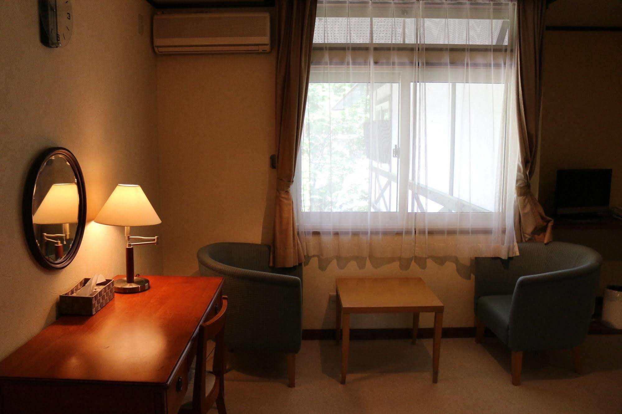 Petit Hotel Enchante Hakuba Ngoại thất bức ảnh